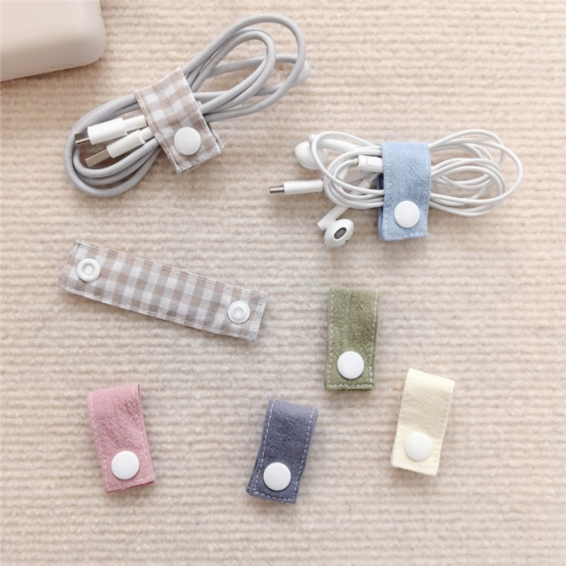 Cable Organizer Travel - ที่เก็บสายเคเบิลแบบผ้า สายรัดแบบใช้ซ้ำได้สำหรับสายชาร์จหูฟัง สายดาต้า สายไฟแบบพกพา สำหรับจัดระเบียบสายไฟบนโต๊ะ สายรัดปรับได้สำหรับการเดินทาง
